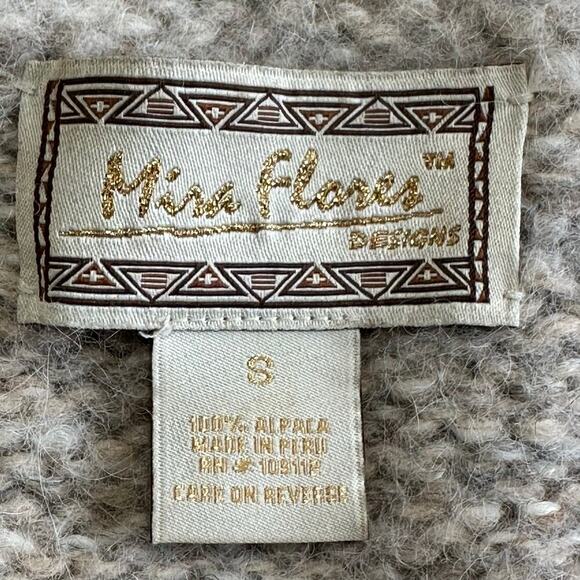 Mira Flores Sz S 100%‎ Alpaca Shawl Collar Toggle Closure Cardigan Sweater Peru - Picture 3 of 9
